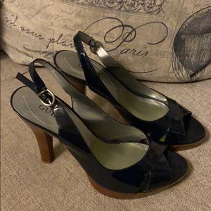 🌼 guess heels size 10